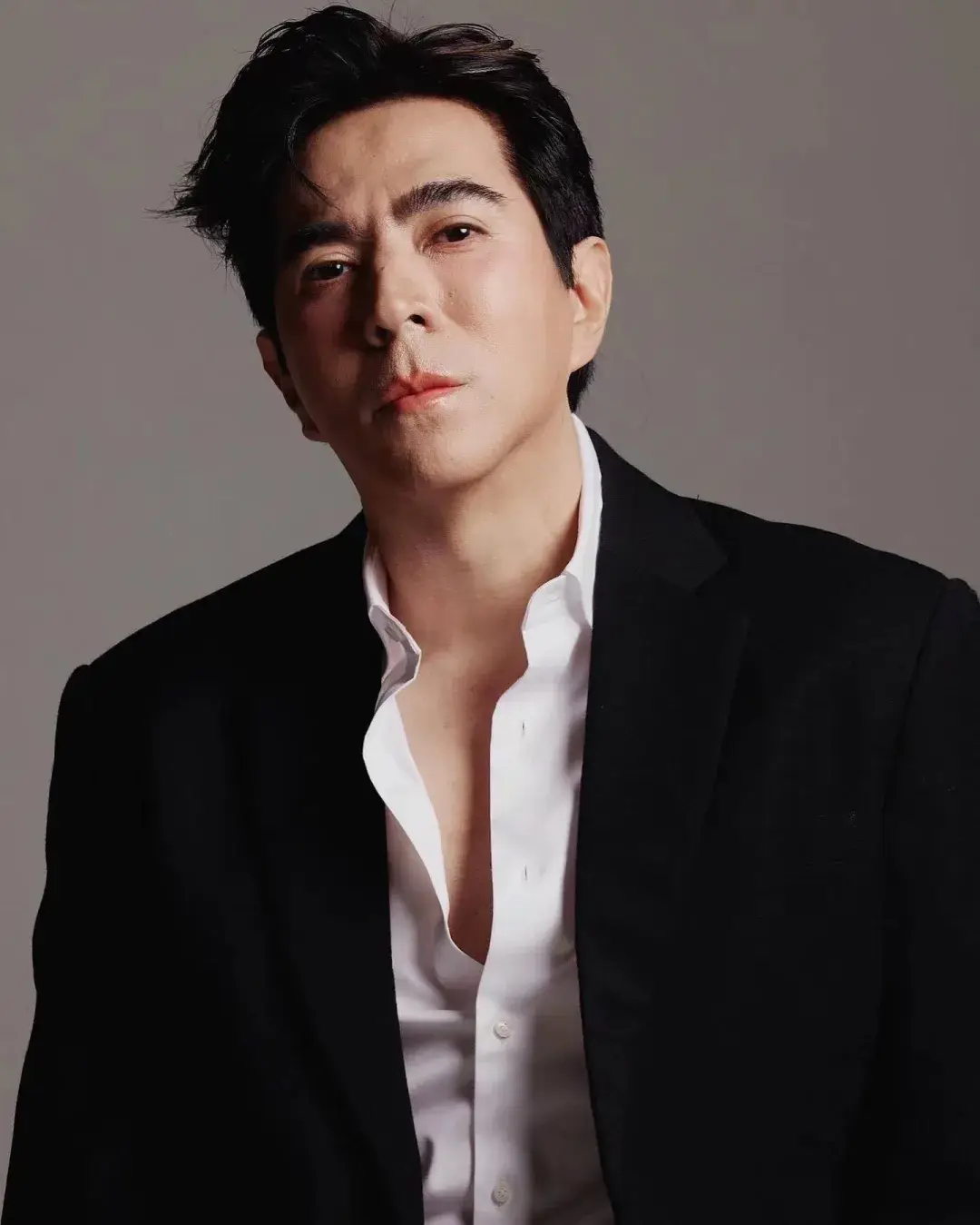 泰国娱乐圈当红明星_邱敏敏被捕资产扣押_泰国娱乐圈传销案件